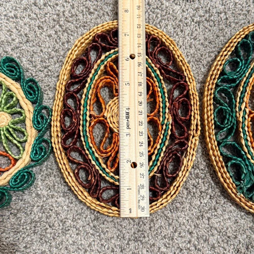 Vintage Woven Straw Trivets Boho Floral Raffia Pot Mats Multi 8x6 7in Set of 3